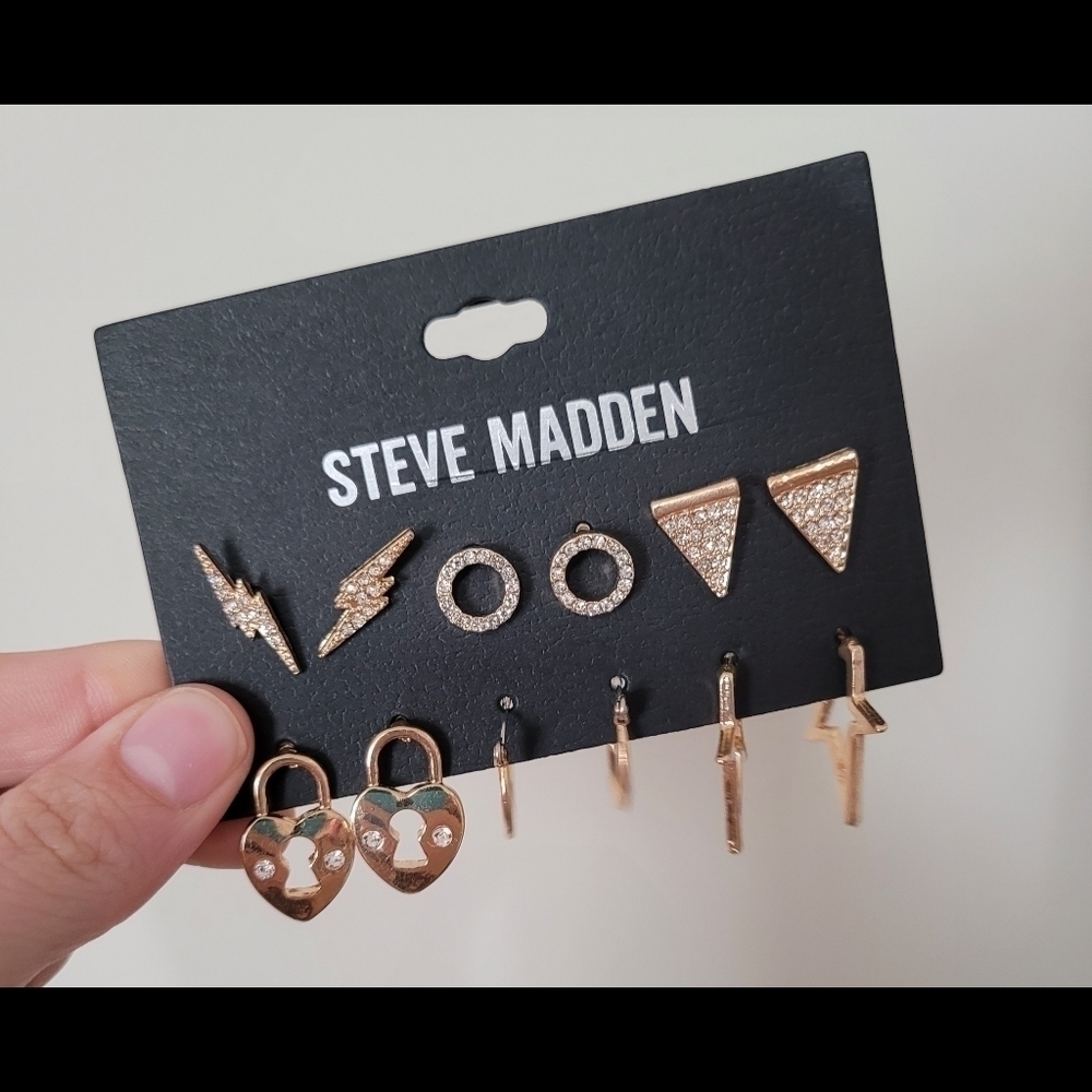 Steve Madden Stud Set Earrings